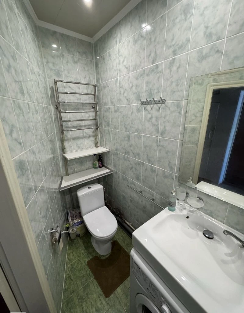 Продається 1-кімнатна квартира — 27 м², з ремонтом, на Гетьмана