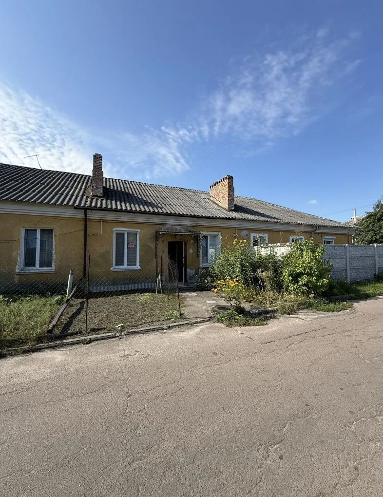 Продається 1-кімнатна квартира — 27 м², з ремонтом, на Гетьмана