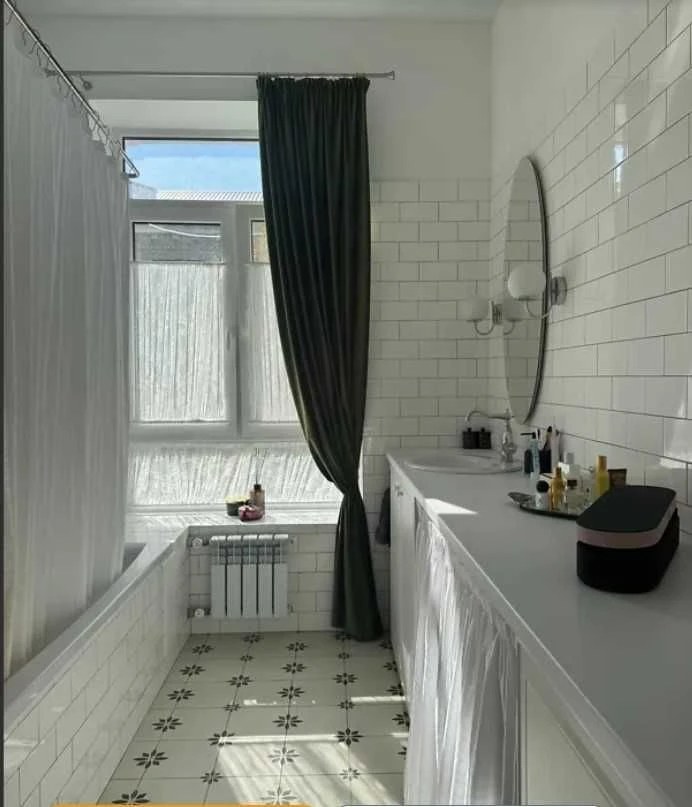 FOR SALE 3-bedroom apartment in the center, Jury Zofier Street