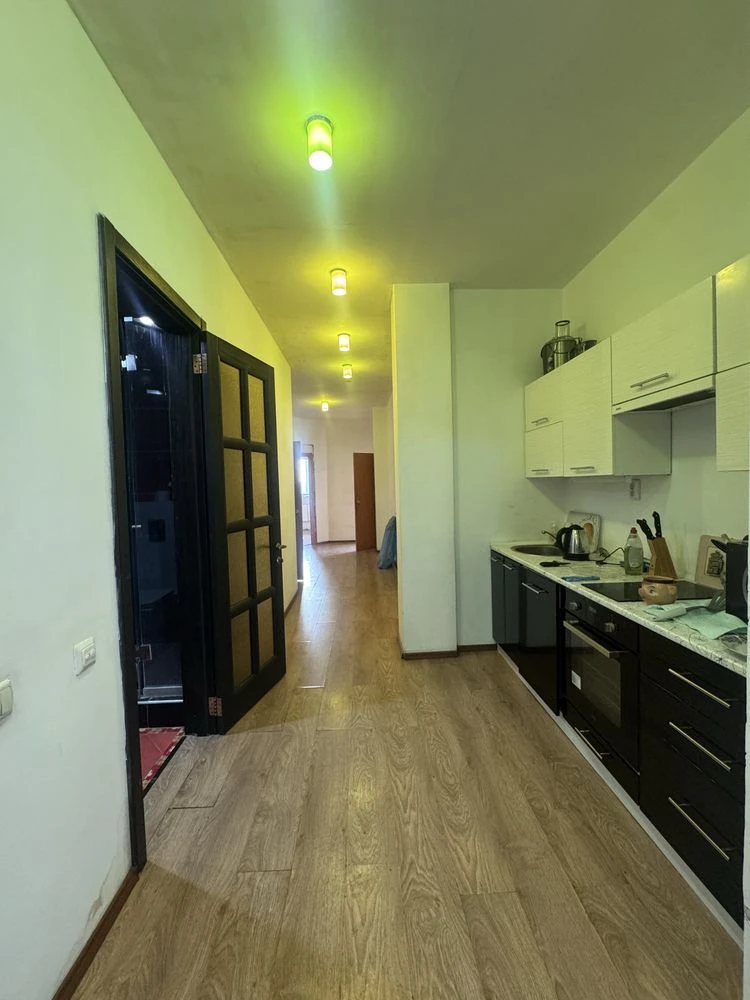 Selling 4 room apartment 150m2 in residential complex MKDU, P. Pole, 1 minute from metro