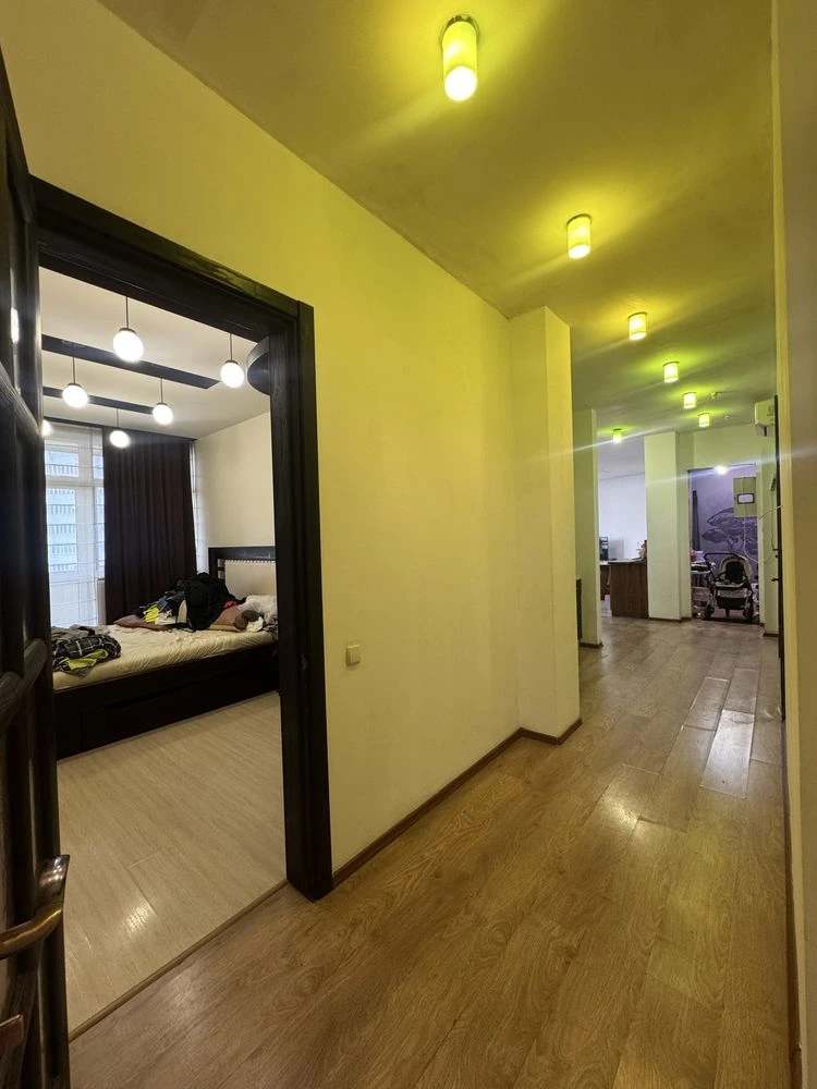 Selling 4 room apartment 150m2 in residential complex MKDU, P. Pole, 1 minute from metro