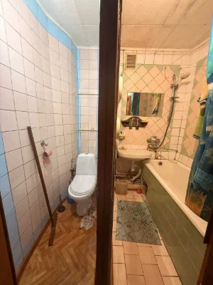 For Sale: Three-Room Apartment in Soltovka