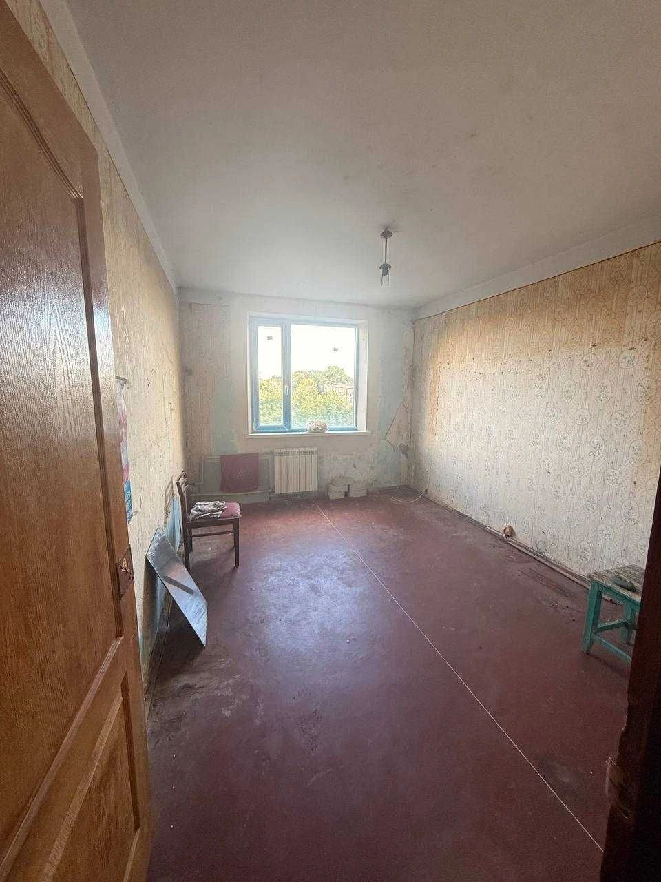 For Sale: Three-Room Apartment in Soltovka