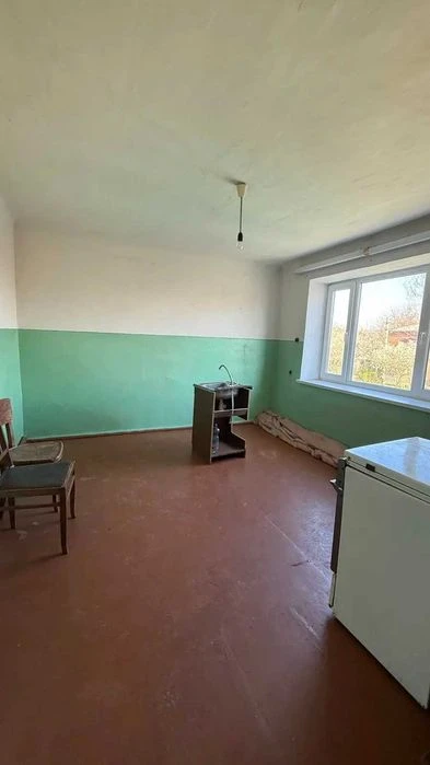 2  кімнатна квартира з окремим входом в передмісті !! єВідно
