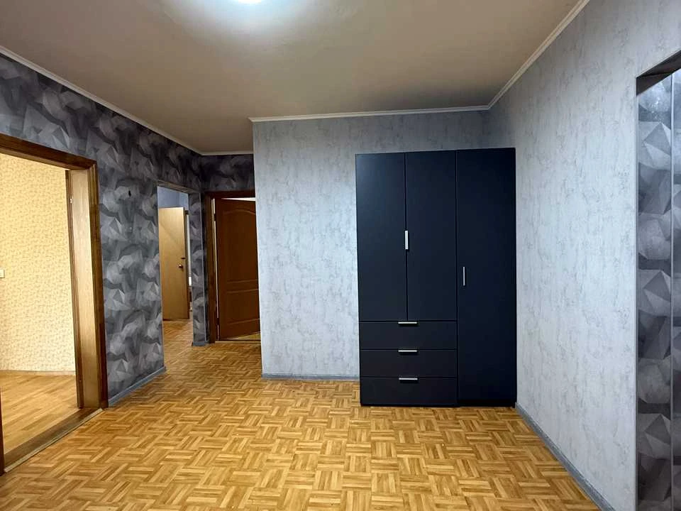 Apartment. Dragomannova st.