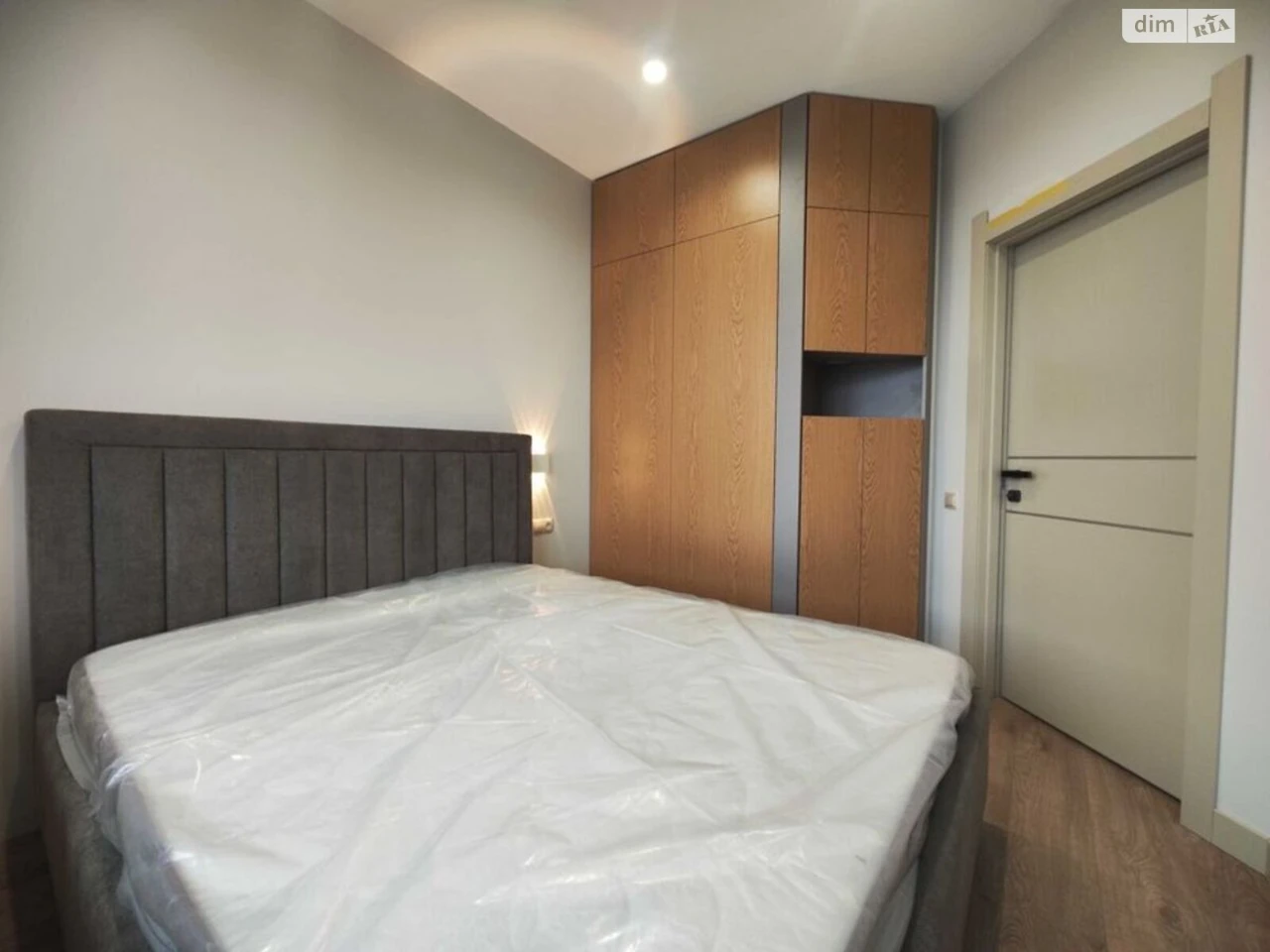 Long-Term Rental Apartment, Zhuliany