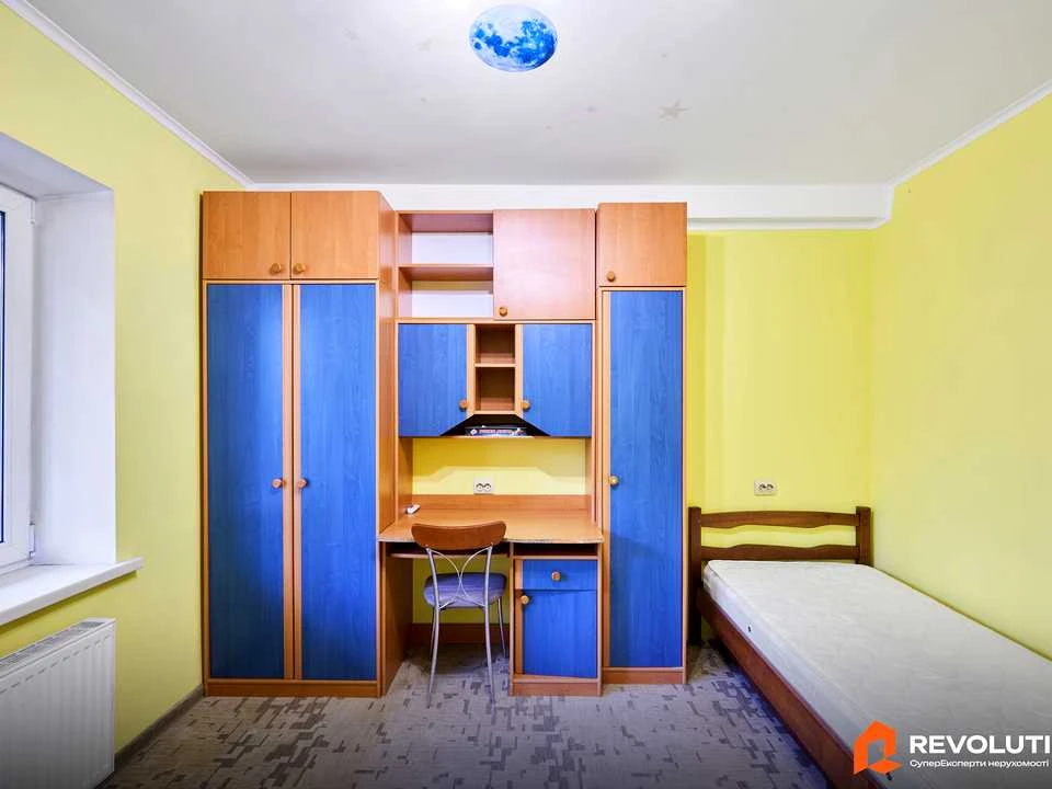 Квартира
вул. Академіка Булаховського, Київ