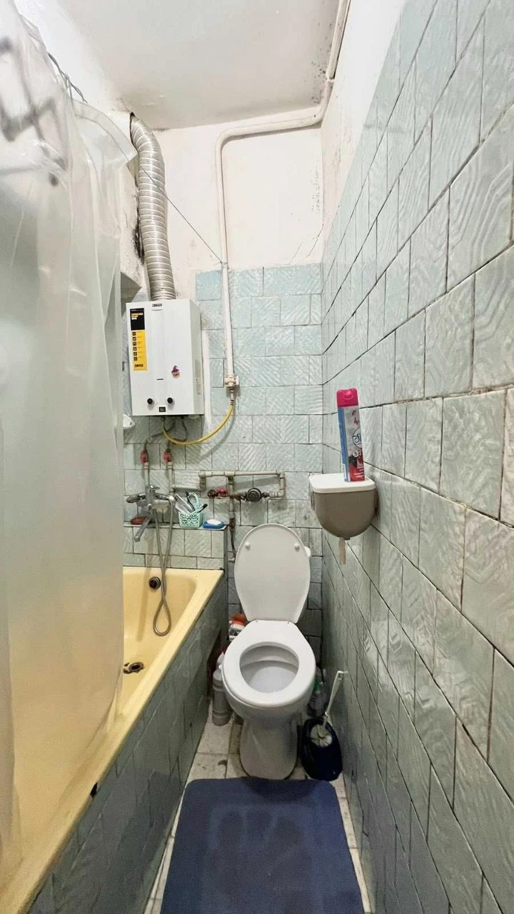 Sale of a 3-room apartment on Hrovat Street, City Center.