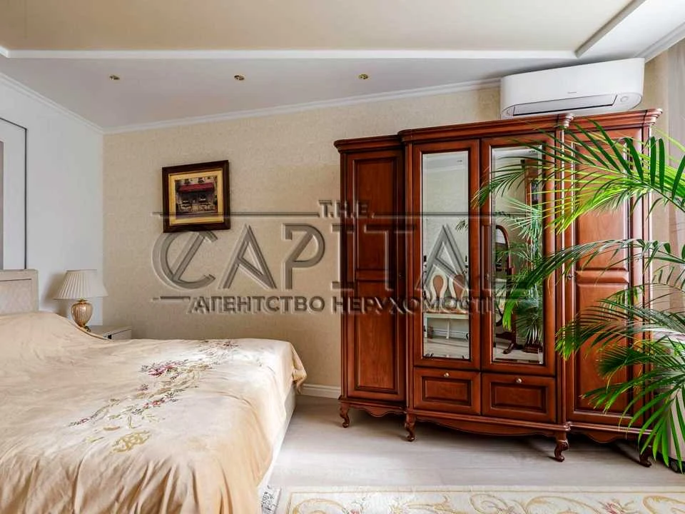 Apartment. Holosiiv Prospekt, Kyiv