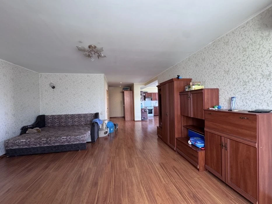 1-room apartment for sale 10 minutes from the center, Saperno Slobidska Street