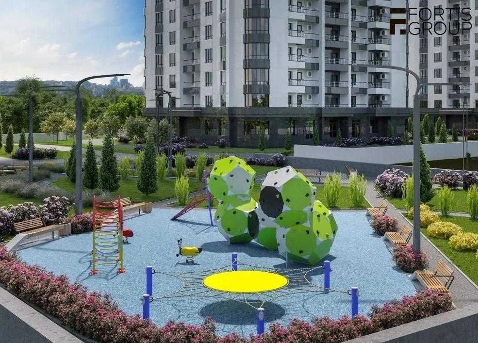 Sale of a 3-room apartment 75 sq m in the residential complex "Urvlysky-2" in the Dnitsky district