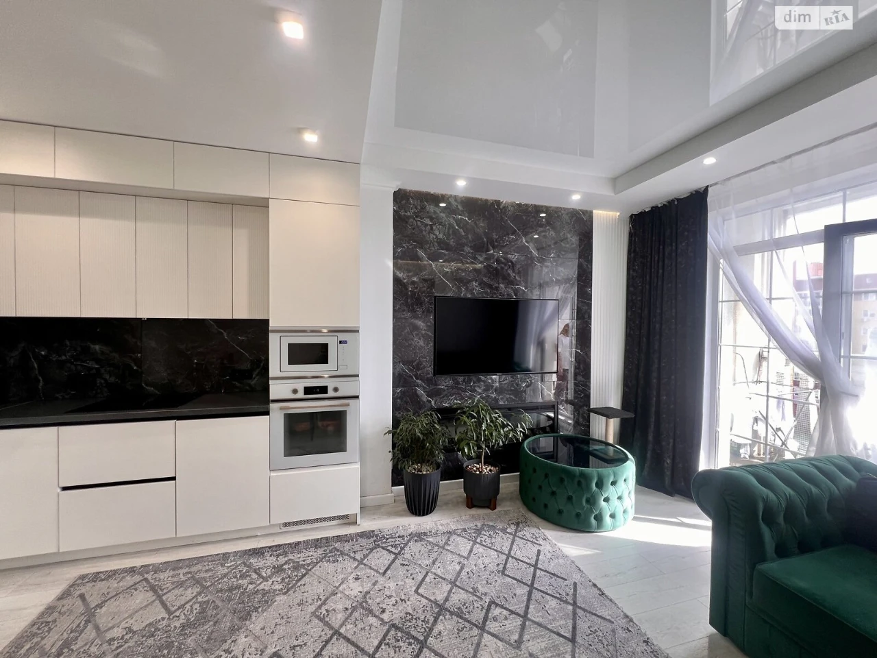 Sale Apartment in Holosiiv
