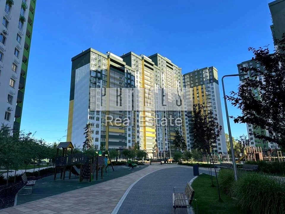 Apartment. Ivan Vyhovs'kyi Street, Kyiv