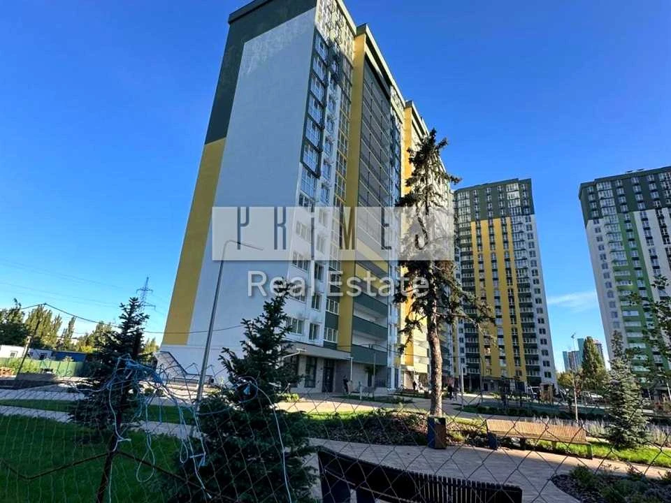 Apartment. Ivan Vyhovs'kyi Street, Kyiv