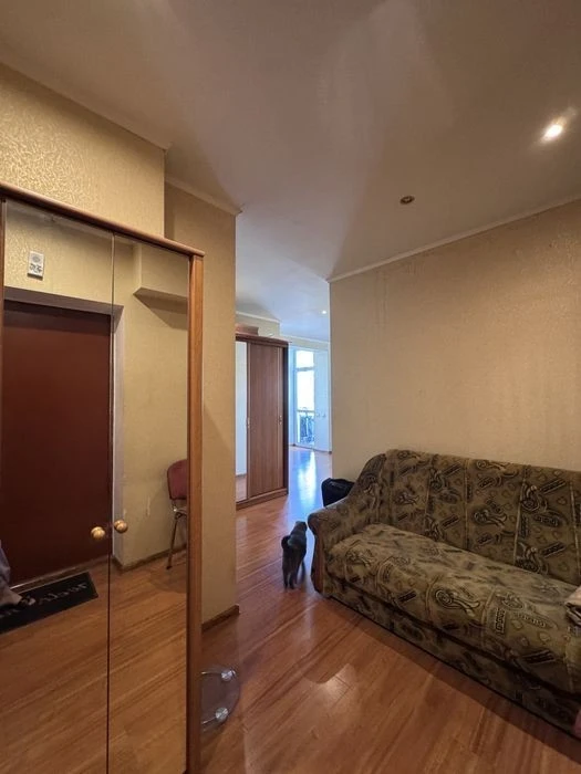 1-room apartment for sale 10 minutes from the center, Saperno Slobidska Street