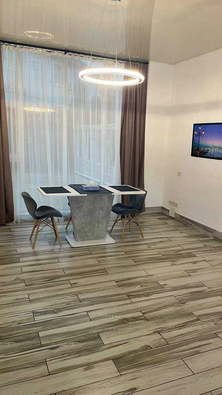 Без % Продаж/Будинок, Таунхаус з басейном, 125м2, Київ, Сол