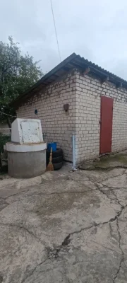 Продам будинок зі зручностями на Крошні.