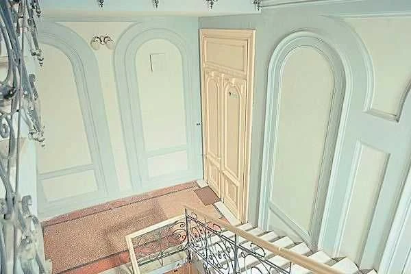 center! House with an elevator, Grecheskaya