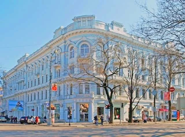 center! House with an elevator, Grecheskaya
