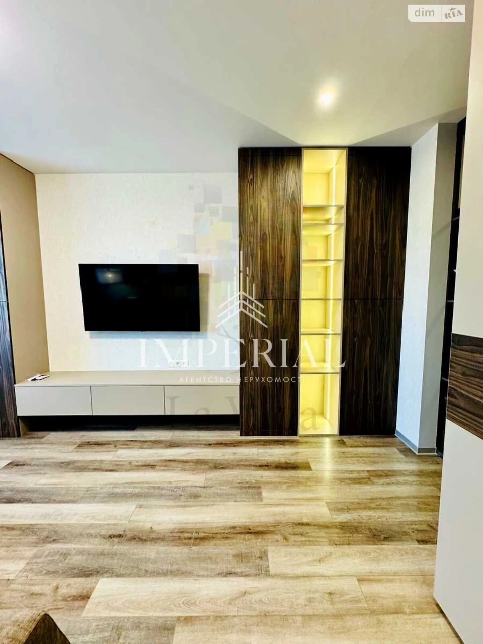 Long-Term Rental Apartment Dniprovsky