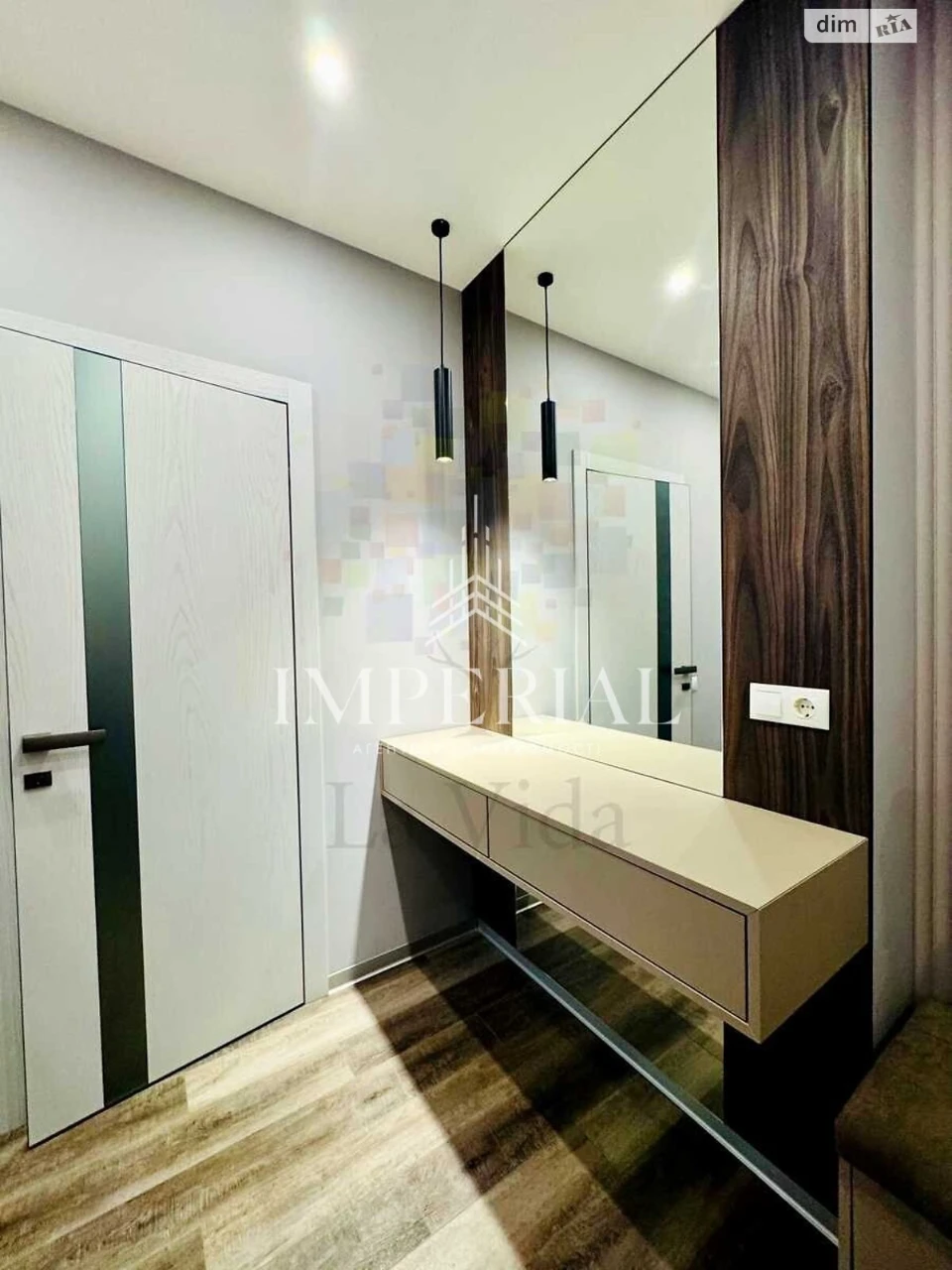 Long-Term Rental Apartment Dniprovsky