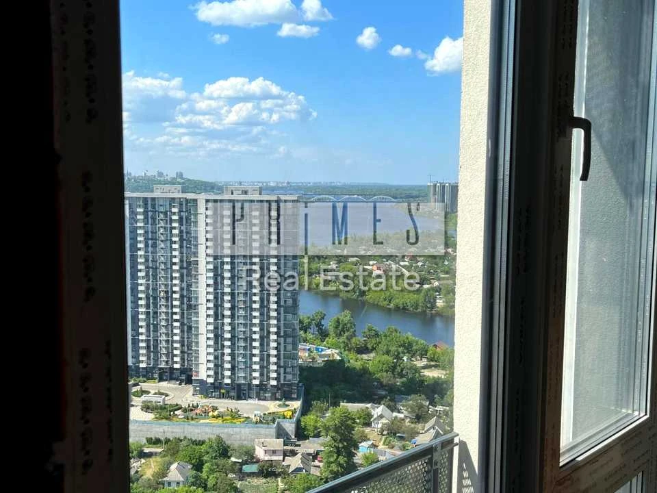 Квартира. Київ, Зарічна вул.