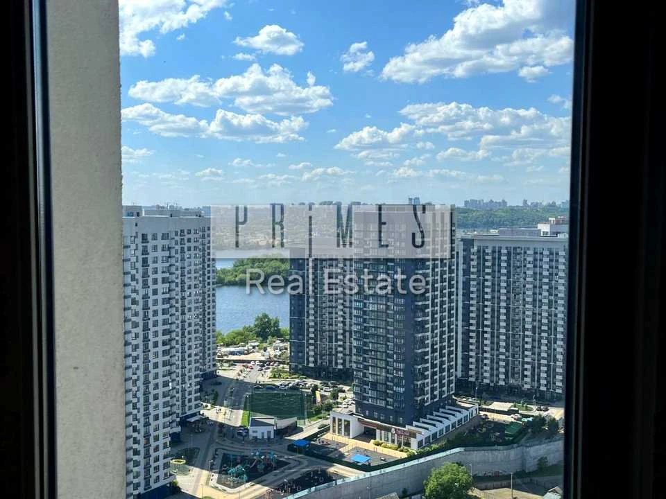 Квартира. Київ, Зарічна вул.