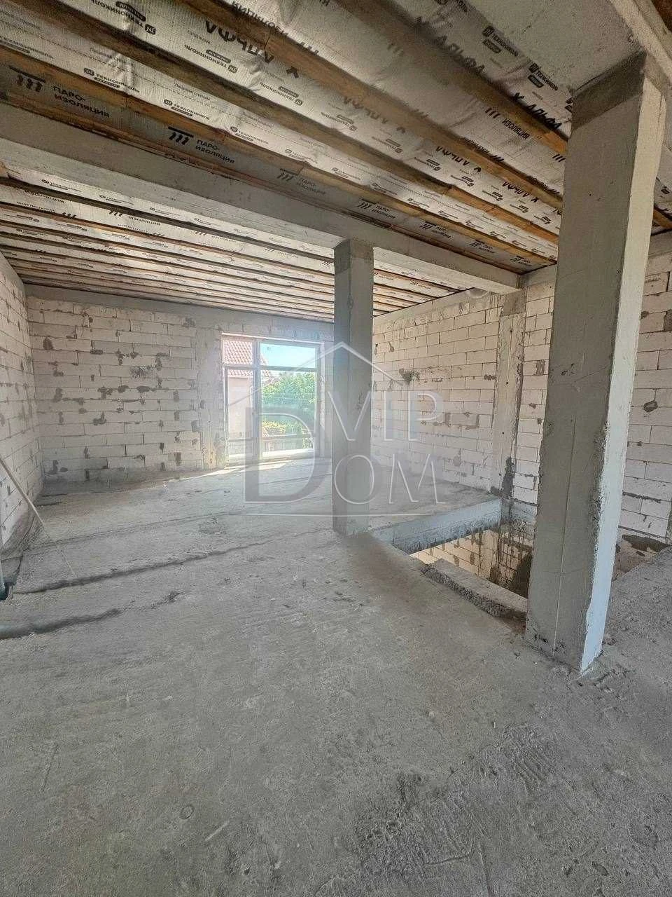 Таунхаус 145 м² в современном комплексе, 4 комнаты, участок