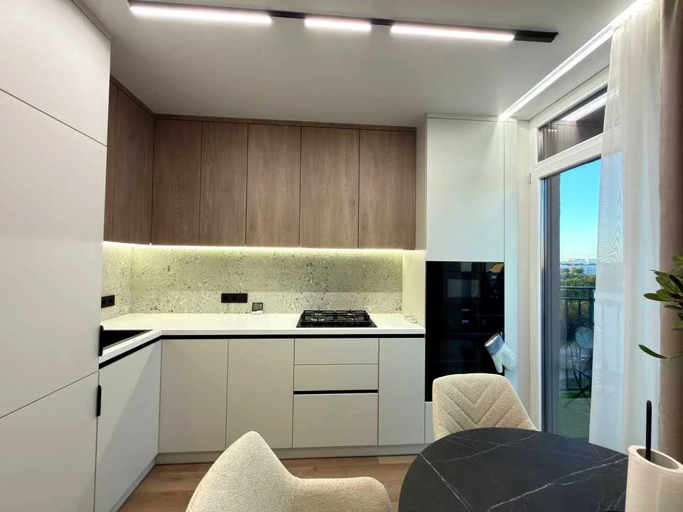 Apartment. Ivano-Frankivsk, Flotska st.