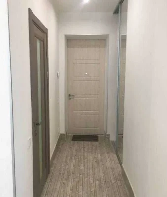 For sale 1-room apartment with euro renovation, Light not turned off,