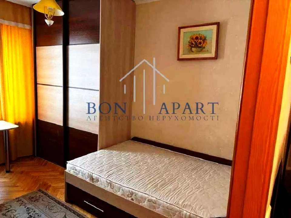 Apartment. Levka Luk'yanenko Street, Kyiv