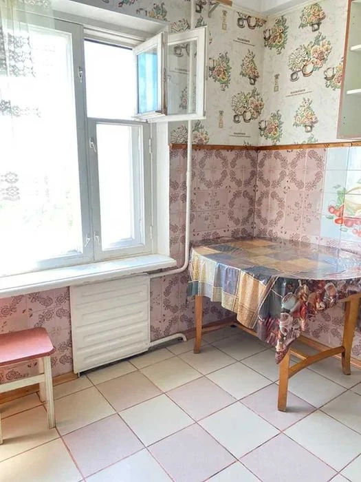 *3-room apartment for sale, Zavodsky district, on Isto Street