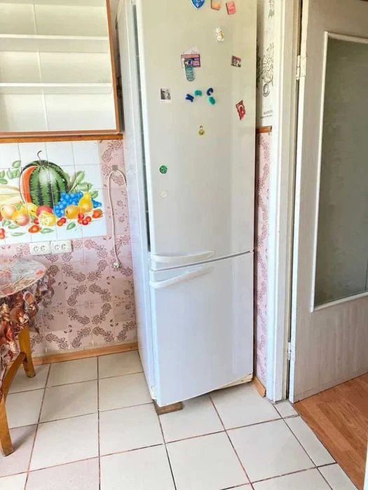 *3-room apartment for sale, Zavodsky district, on Isto Street
