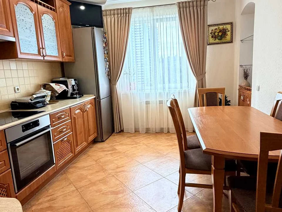 Apartment. Baydy-Vishnevytskyi Street, Kyiv