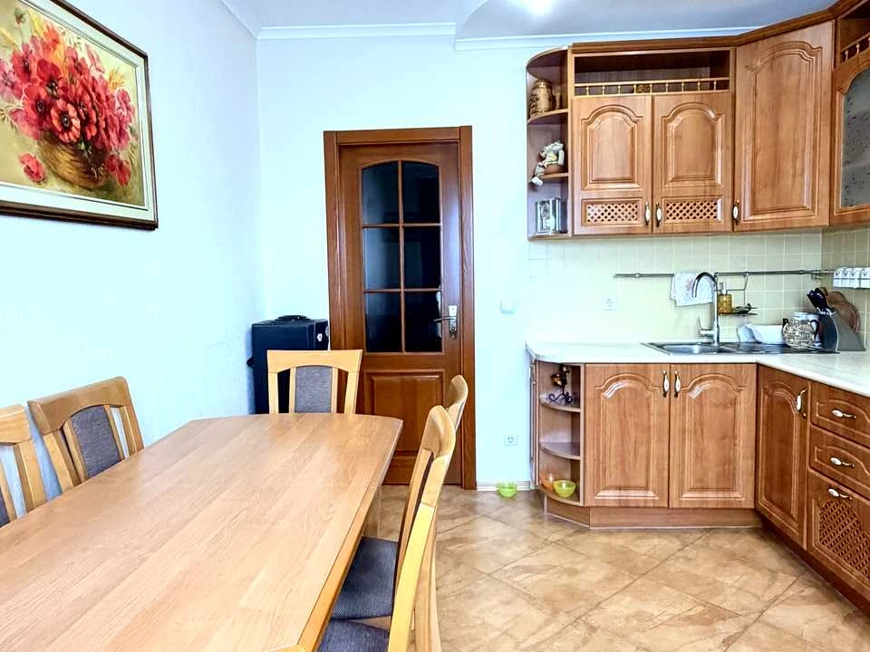 Apartment. Baydy-Vishnevytskyi Street, Kyiv