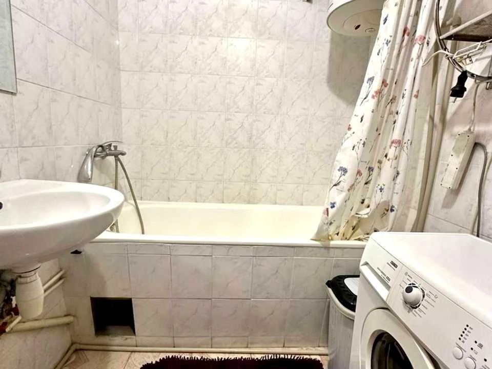 Квартира. Київ, Урлівська вулиця.