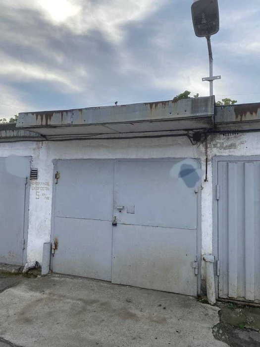 stone garage for sale, st. Efimova