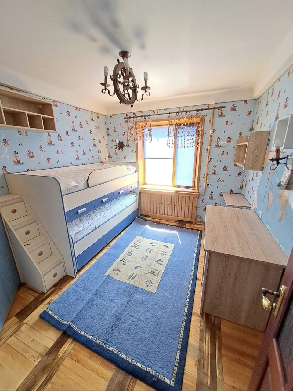 For Sale: 3-room apartment in Maloy Rynok. OWNER!