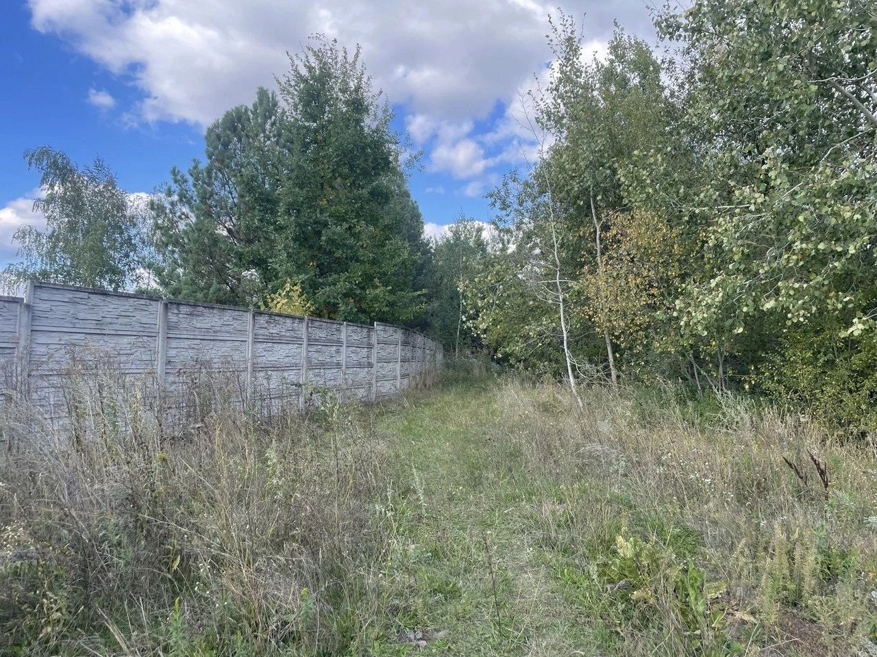 сонячне земля ділянка 10сот