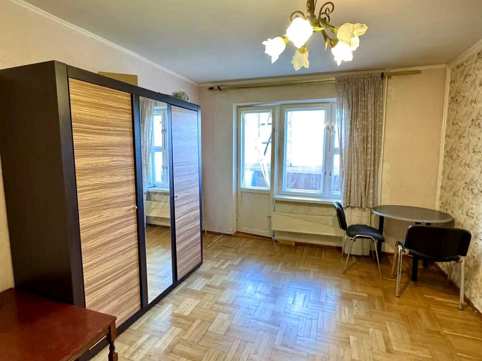 Квартира. Київ, Червоної Калини просп.