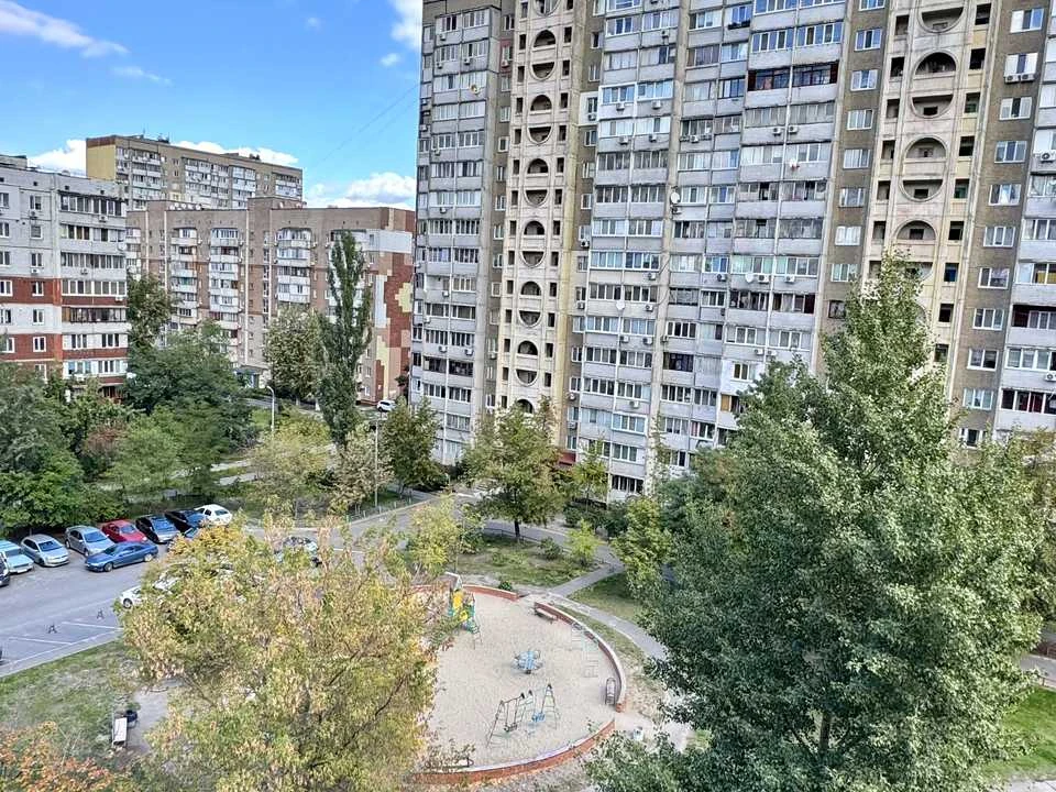 Квартира. Київ, Червоної Калини просп.