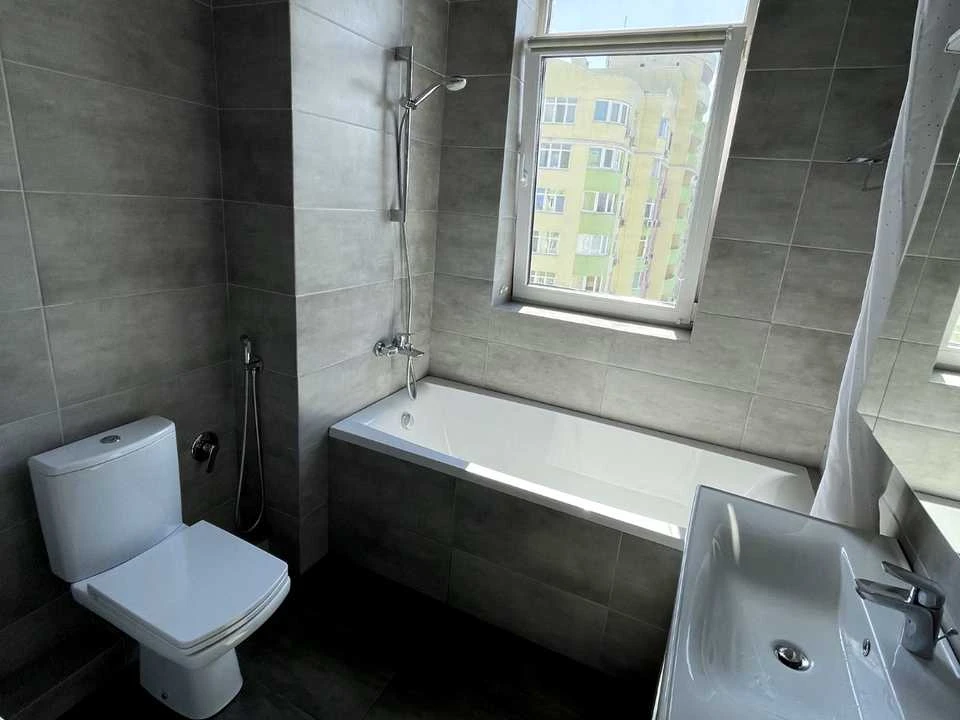 Квартира. Київ, Воскресенська вул.
