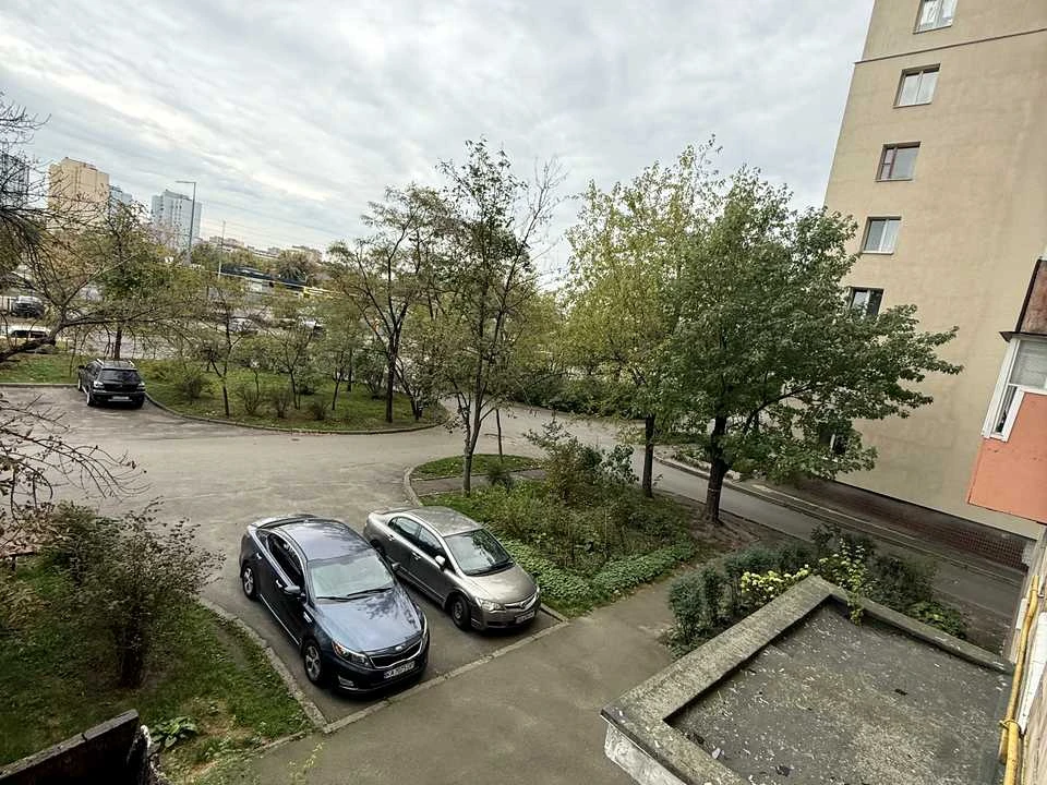 Apartment. Romana Shukhkevych Street, Kyiv