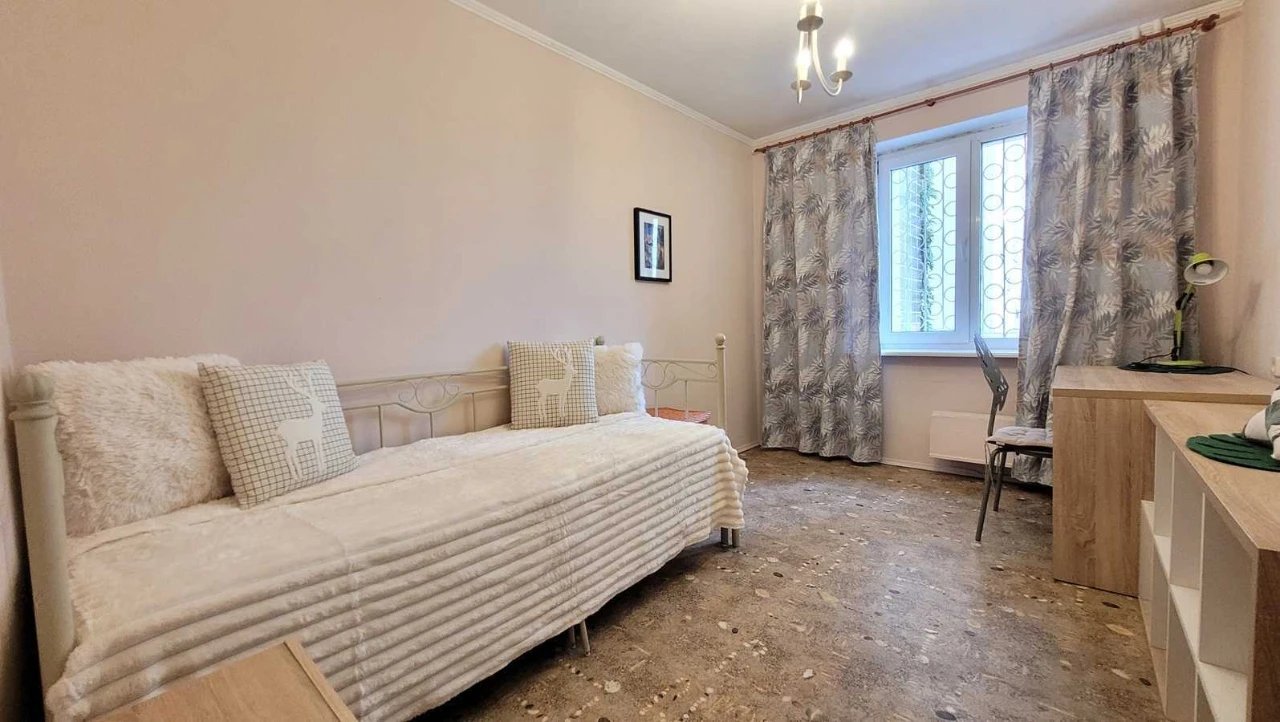 Продажа 3-комнатной квартиры 70 м², Днепровская наб., 13