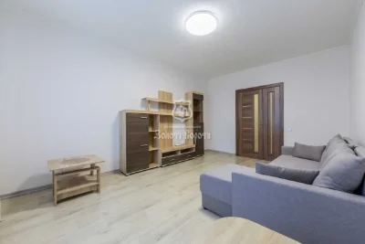 Sale of a 3-room apartment 70 m², Mykola Bazhan Prospekt, 2