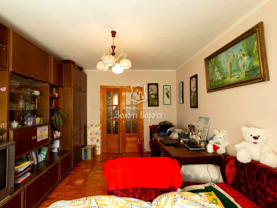 Apartment. Mykhola Zakrevs'kyi Street, Kyiv
