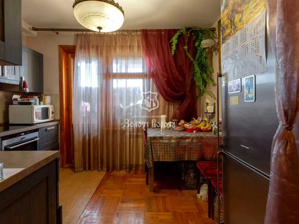 Apartment. Mykhola Zakrevs'kyi Street, Kyiv