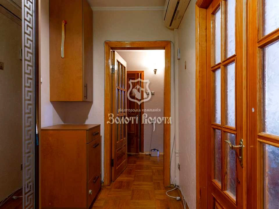 Apartment. Mykhola Zakrevs'kyi Street, Kyiv
