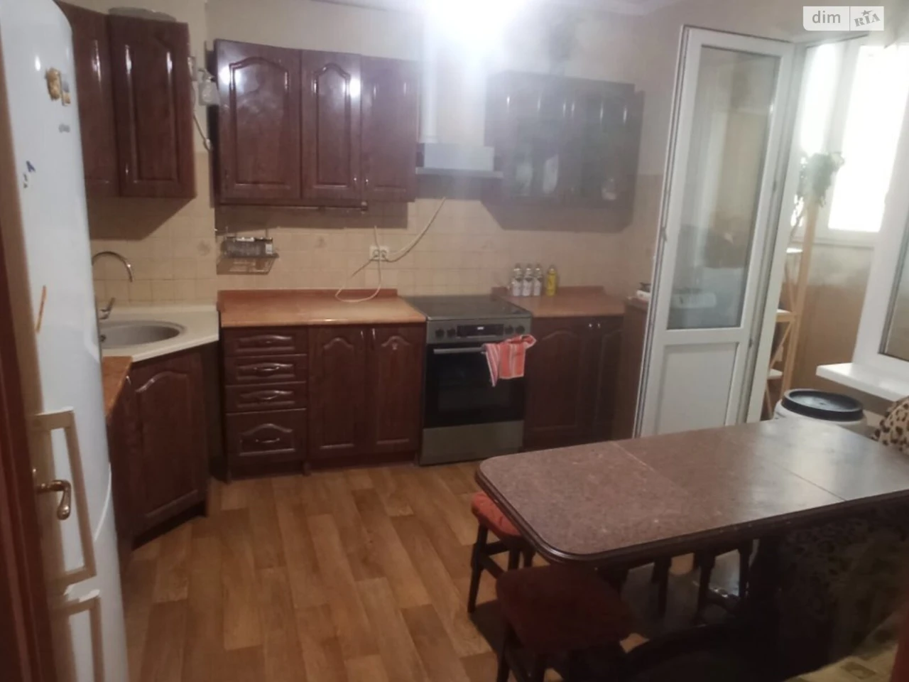 Long-Term Rental Apartment, Pociaky