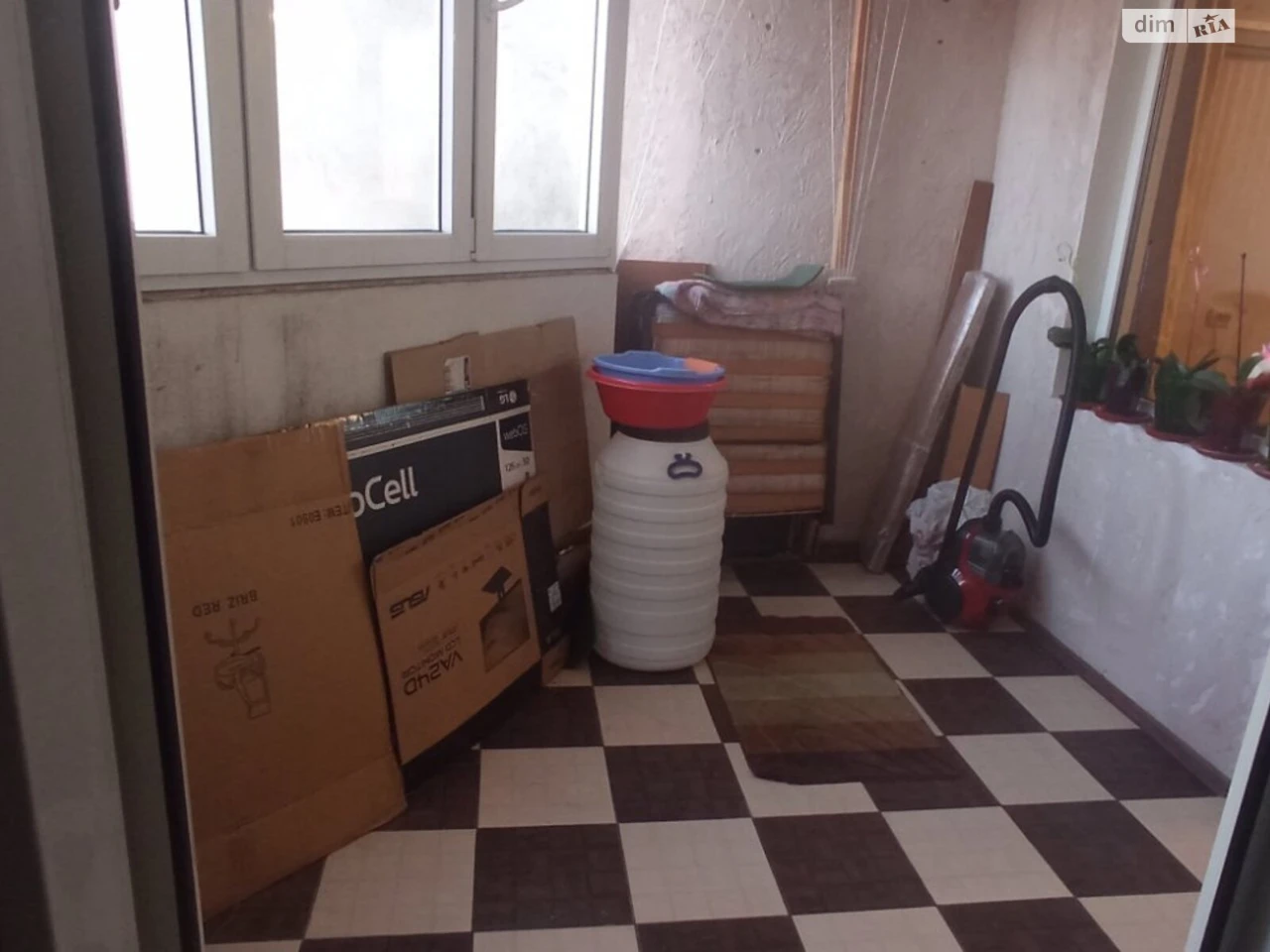 Long-Term Rental Apartment, Pociaky